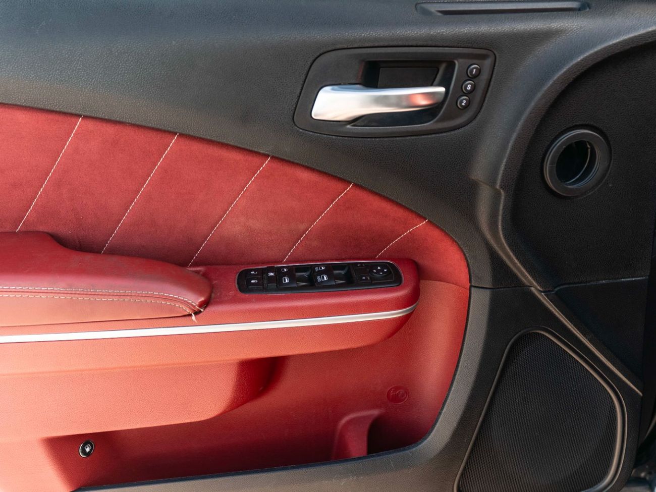 دودج تشارجر SRT8 Super Bee 6.4L