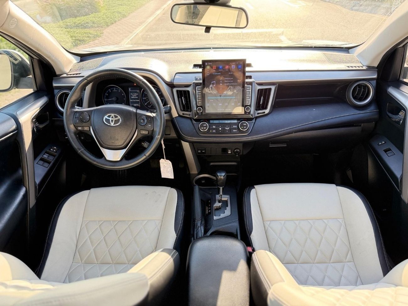 Toyota RAV4 Adventure sunroof,leather,