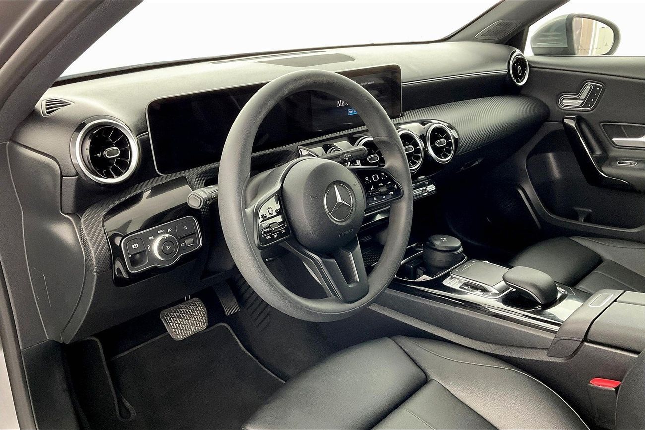 Mercedes Benz A200 Premium