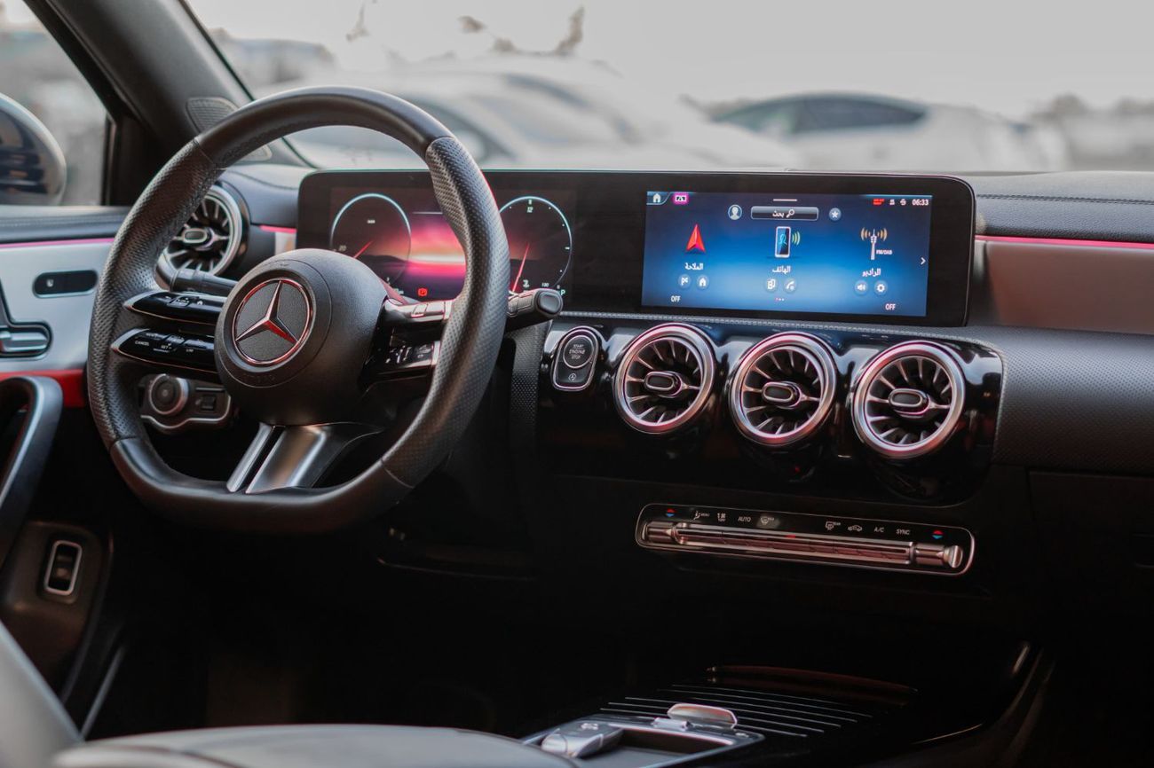 مرسيدس بنز A 200 Premium + 2.0L