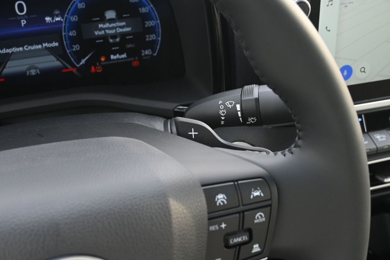 Toyota Camry Toyota Camry Limited 2.5L Hybrid, Model 2025, Color White