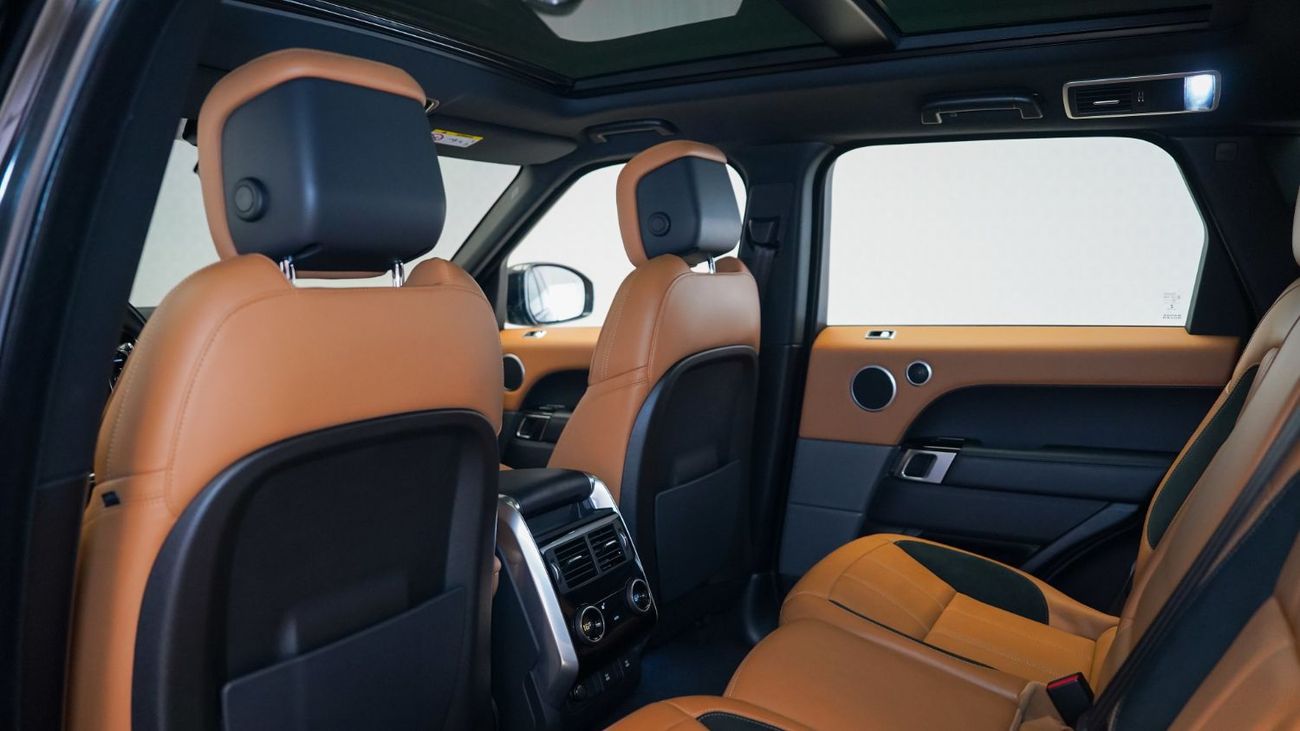 Land Rover Range Rover UAE's Very Best Example | 2 Years Free Servicing | AED 4,360 Per Month