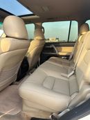 تويوتا لاند كروزر VXR V8