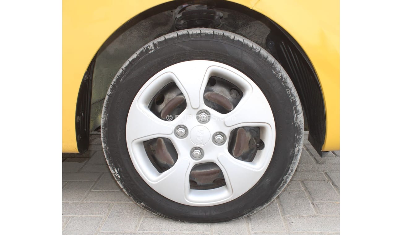 Kia Picanto KIA PICANTO 2015 YELLOW GCC EXCELLENT CONDITION WITHOUT ACCIDENT
