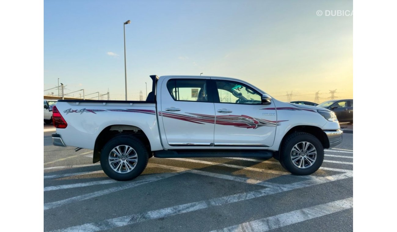 Toyota Hilux DOUBLE CAB PICKUP 2.7L PETROL 4WD AT