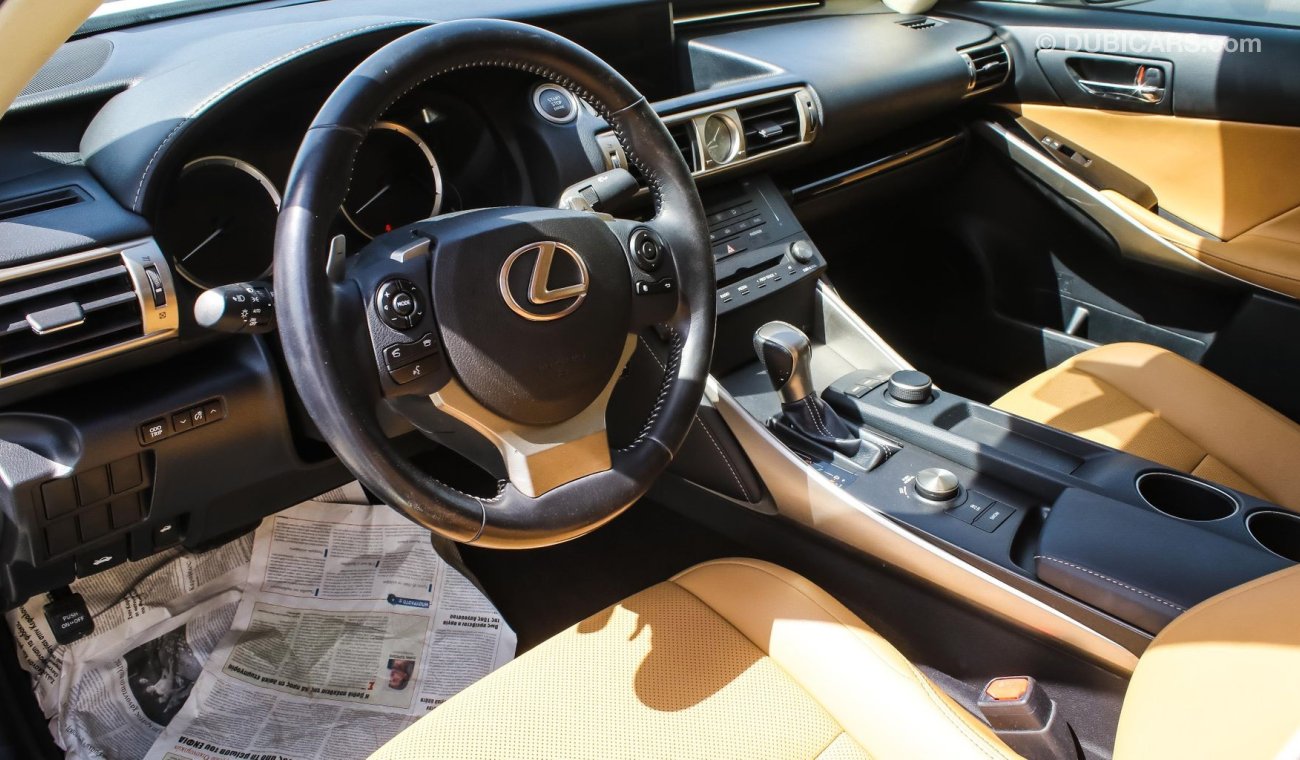 Lexus IS 200 T