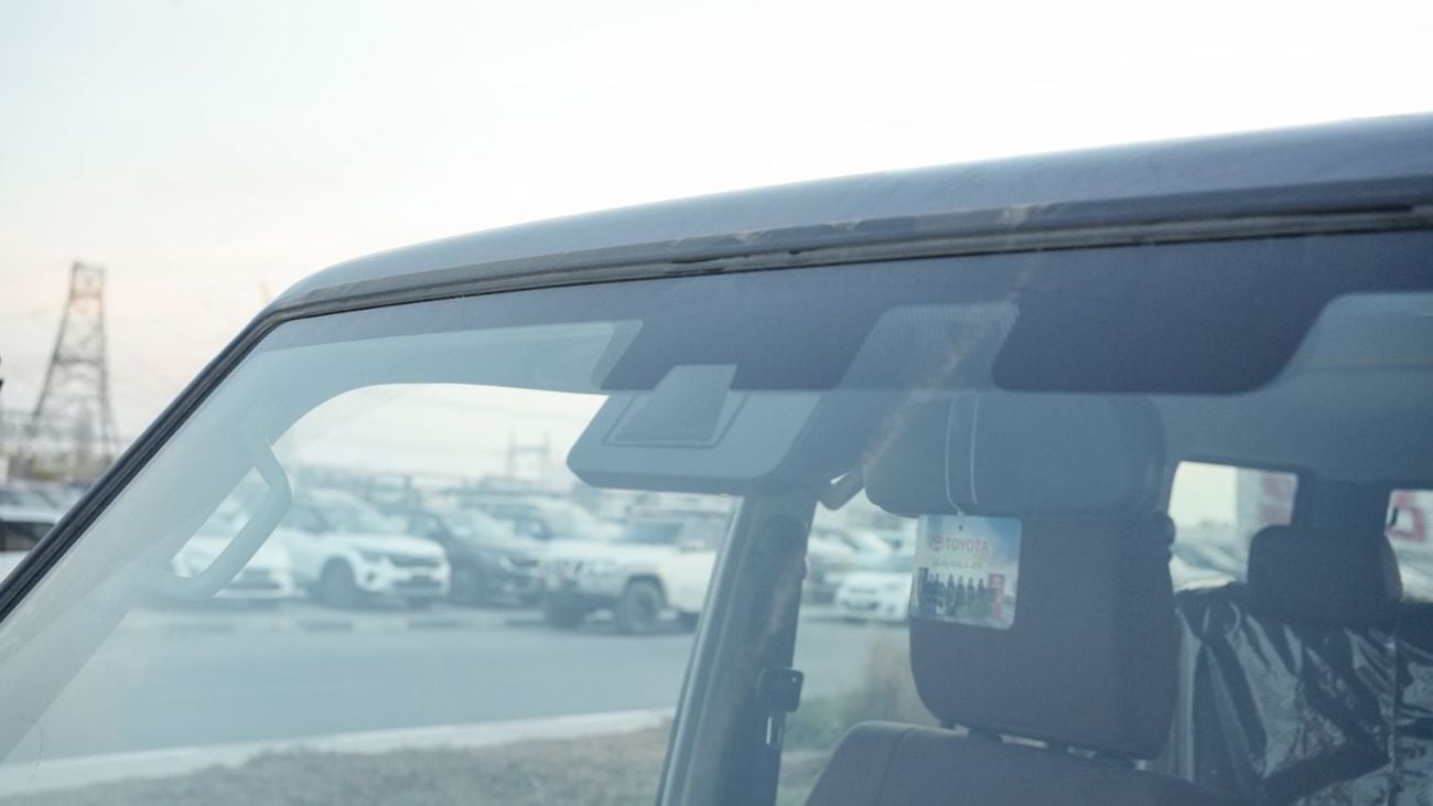 Toyota Land Cruiser 70 2025 Toyota Land Cruiser LC 76 2.8L AT Diesel (Gray)