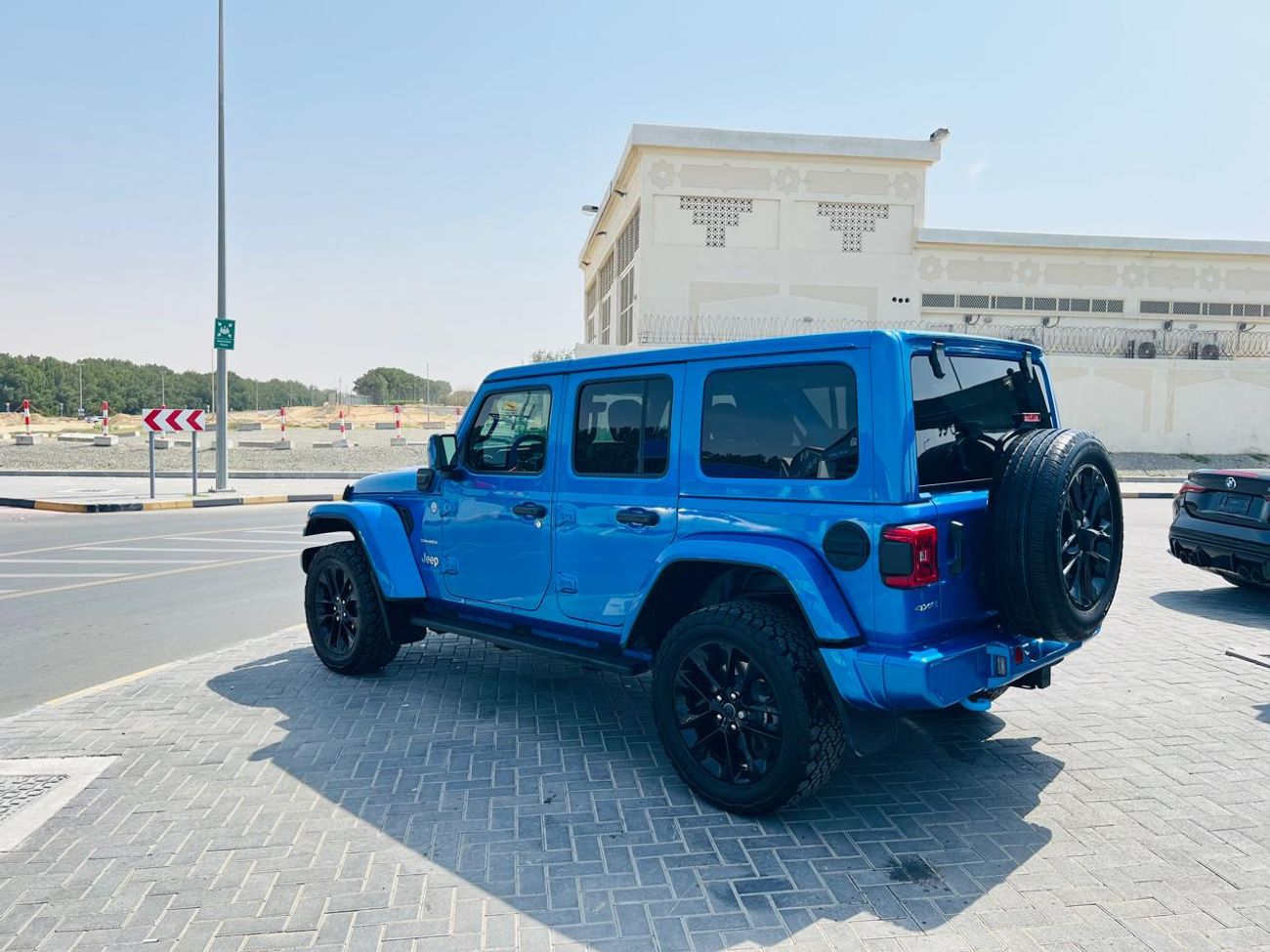 جيب رانجلر SAHARA HYBRID