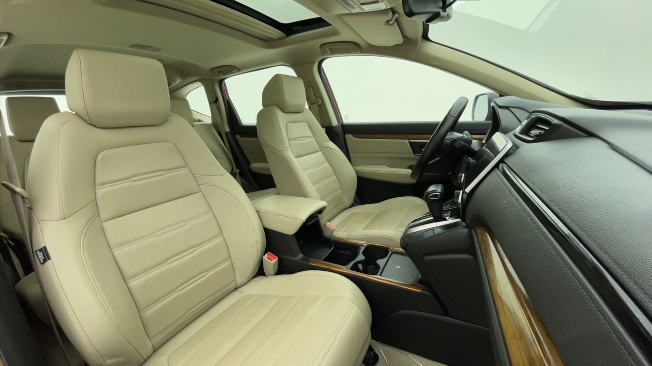 هوندا سي آر في TOURING 2.4 | بدون دفعة مقدمة | اختبار القيادة في المنزل