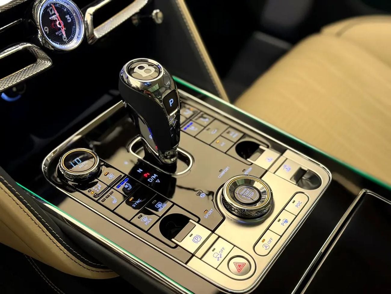 Bentley Flying Spur V8 Japanese Specs - Low Mileage Pristine Condition