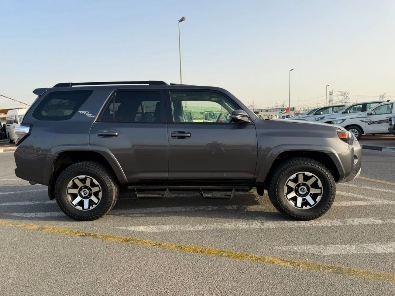 Toyota 4Runner LIMITED 2021 TOYOTA 4RUNNER - 4x4 4.0L - V6 - Diff Lock and Crawl Control - push start