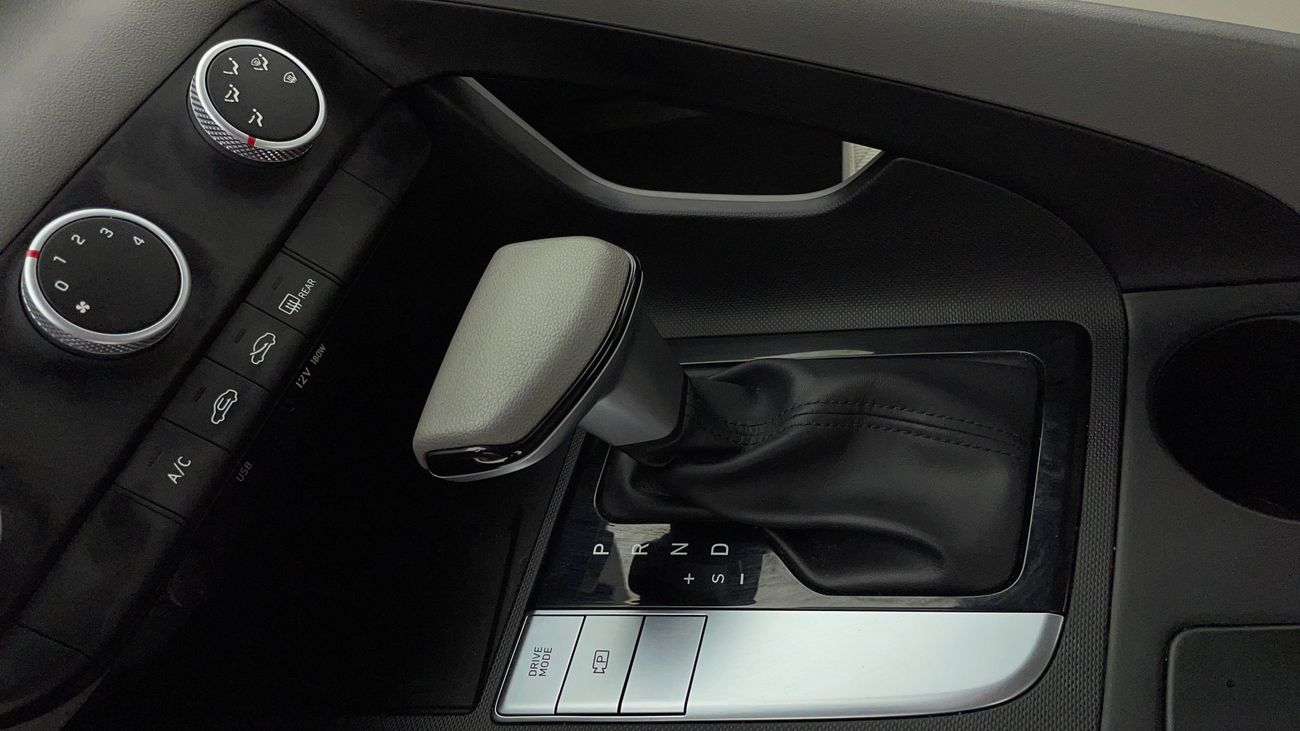 هيونداي إلانترا SMART 1.6 | بدون دفعة مقدمة | اختبار القيادة في المنزل