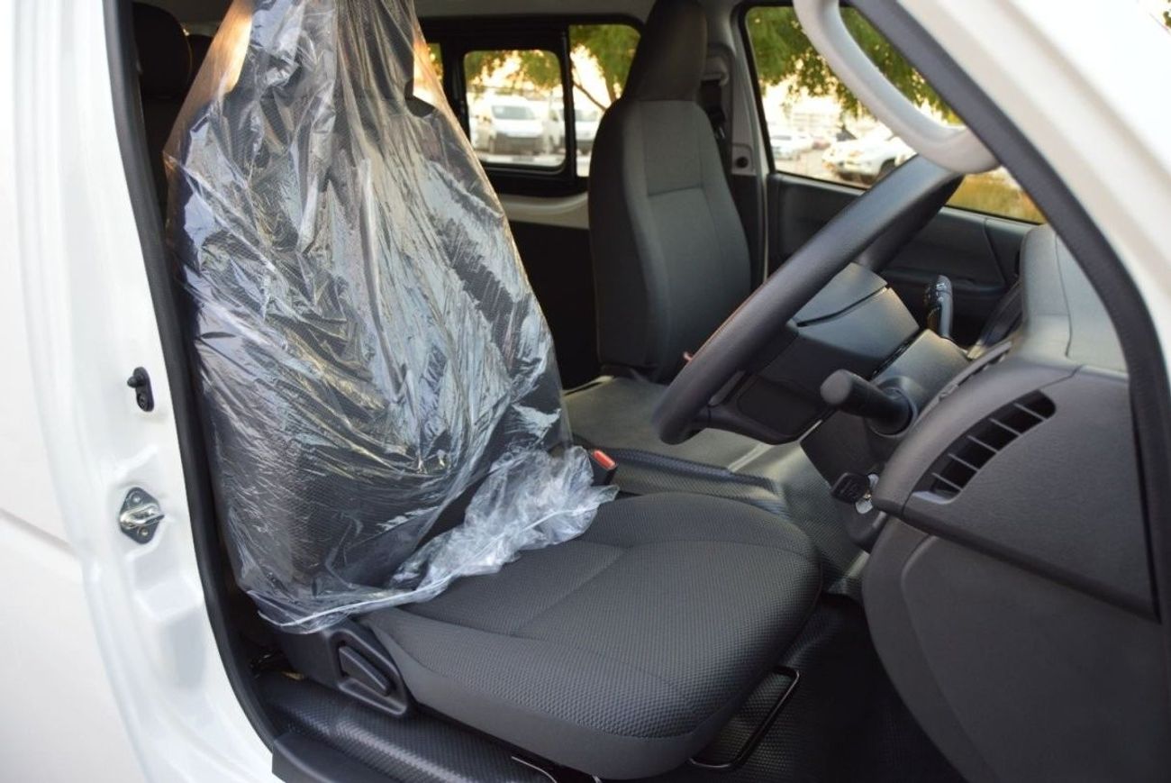 تويوتا هاياس High Roof