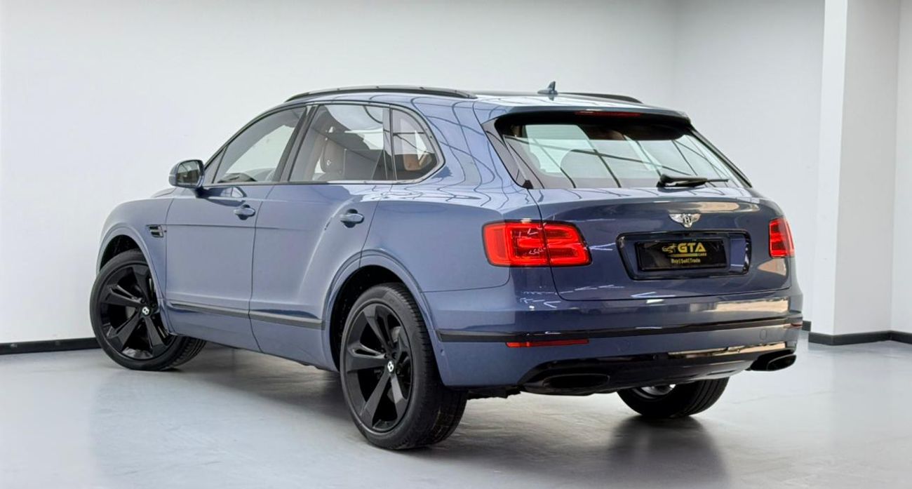 Bentley Bentayga FIRST EDITION 2017 Bentley Bentayga First Edition W12, Bentley Warranty+Full Service History, GCC