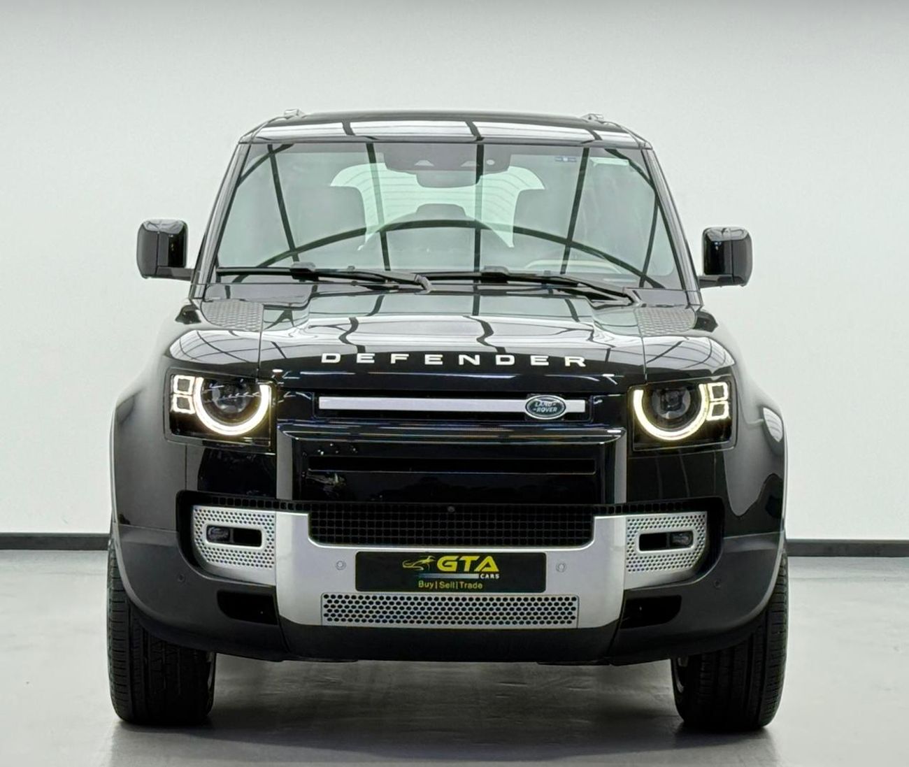 لاند روفر ديفندر P300 110 SE 2.0L (5 Seater) 2024 Land Rover Defender 110 SE P300, 2029 LR Warranty, Full LR Service 