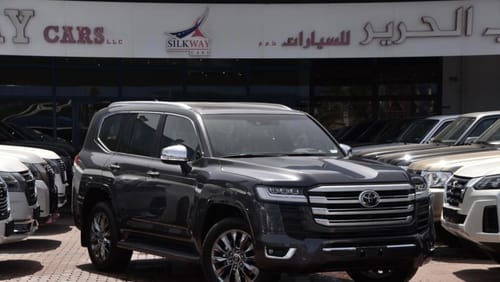 Toyota Land Cruiser Land Cruiser V6 VXR Twin Turbo Gcc Full Option Al-Futtaim
