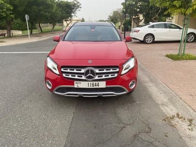 Mercedes Benz GLA250 STD
