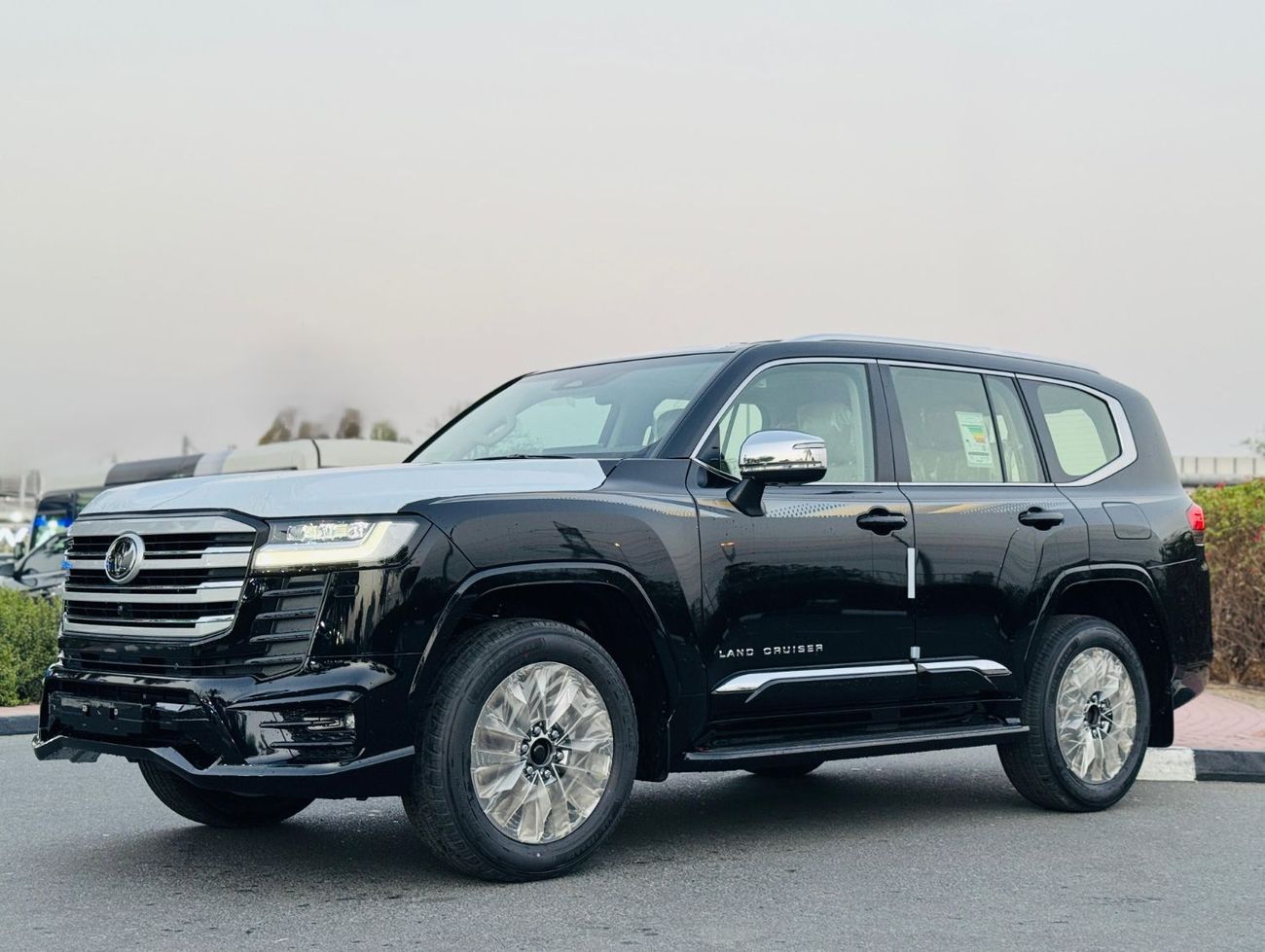 Toyota Land Cruiser VXR 4.0L With Rader JBL  Full Option SUV (Ready Stock)