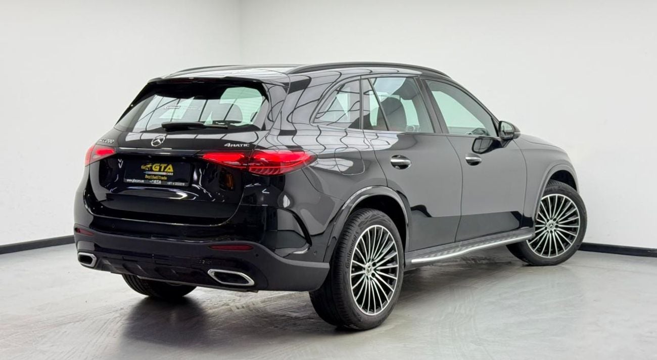 مرسيدس بنز GLC 200 4MATIC HIGH 2025 Mercedes-Benz GLC 200 4Matic, 5 Year Mercedes Warranty + Service Contract,  Full Ga