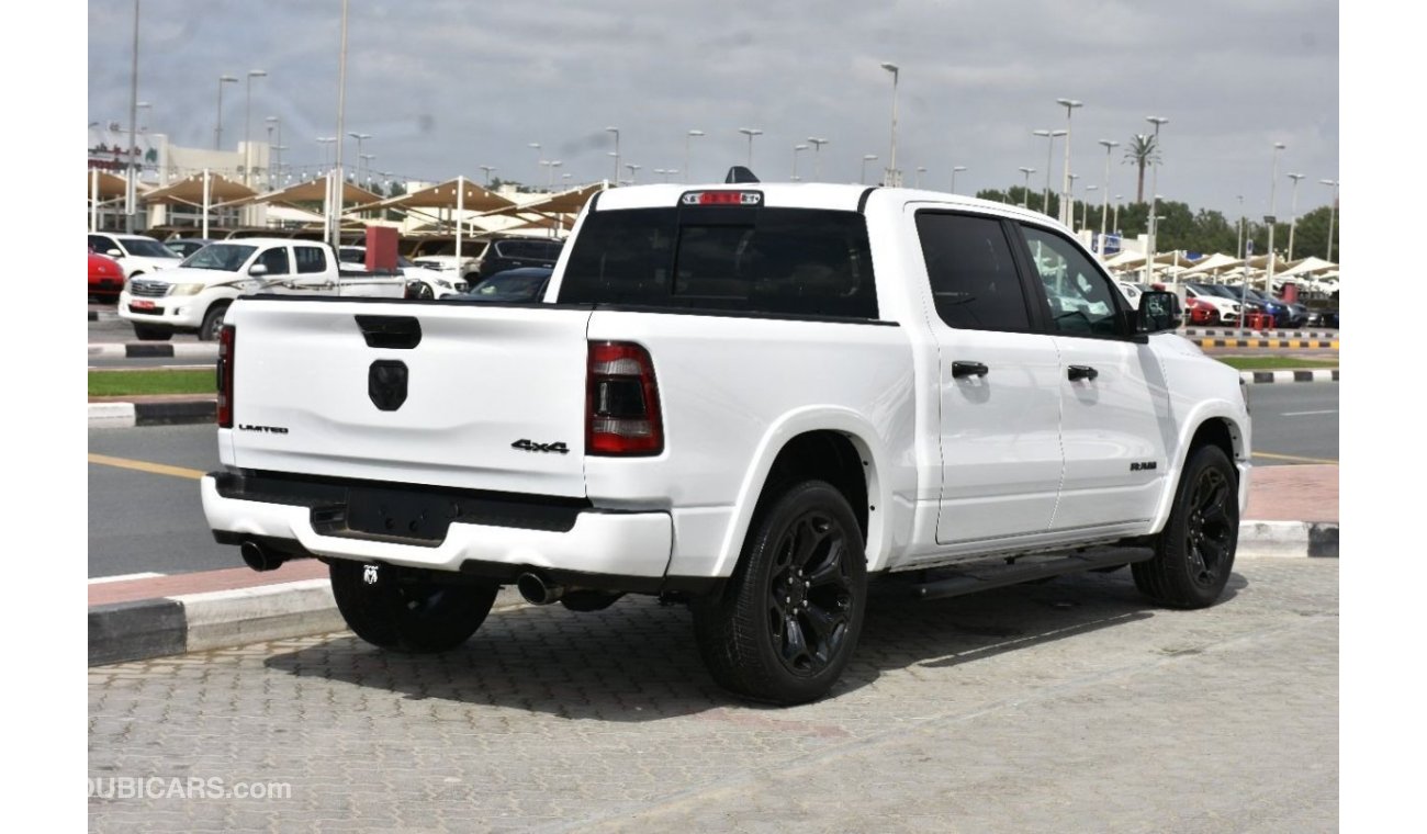 RAM 1500 LIMITED V-8 (CLEAN CAR WITH WARRINTY)