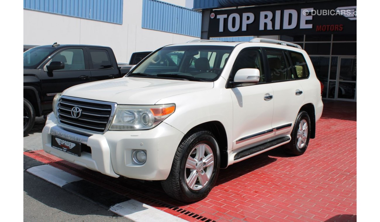 Toyota Land Cruiser GCC SPECS