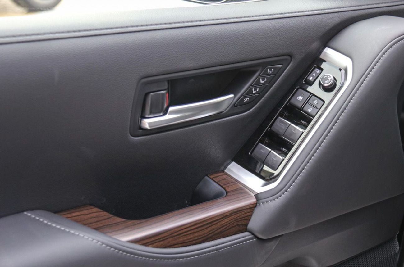 تويوتا لاند كروزر 