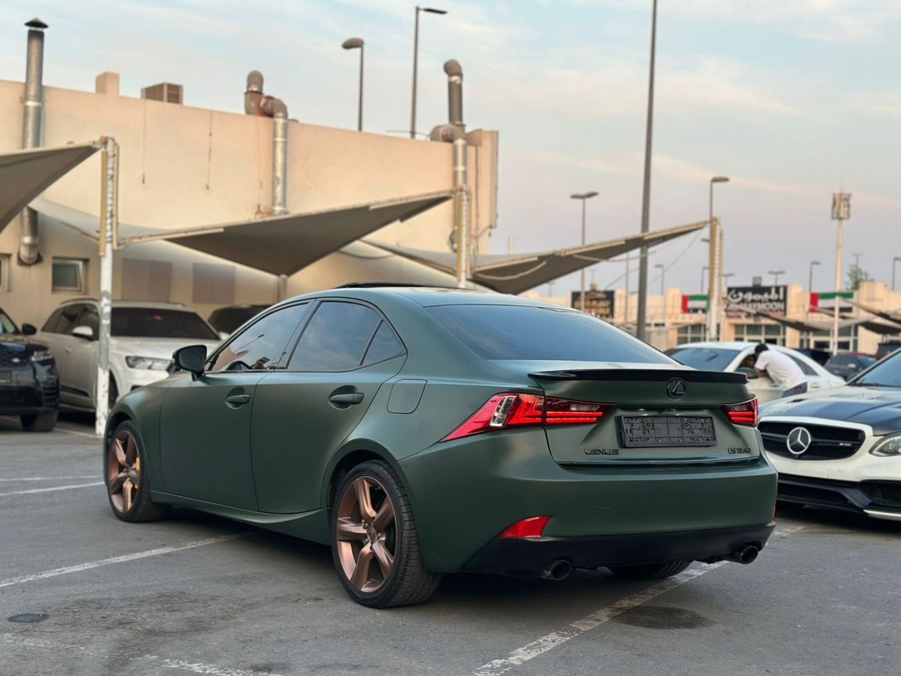 لكزس IS 350 F Sport Platinum 3.5L