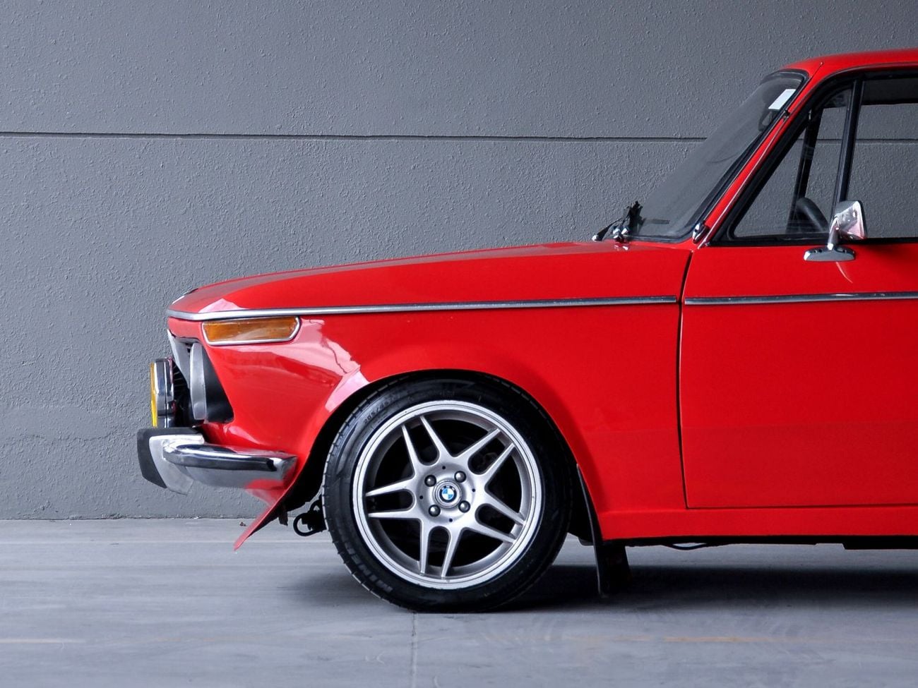 بي أم دبليو 2002