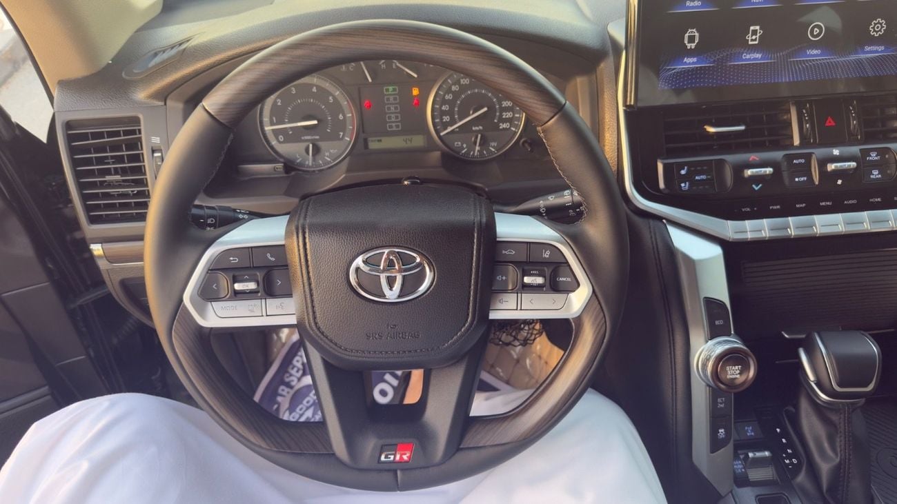 Toyota Land Cruiser GXR 4.0L (271 HP) 4WD