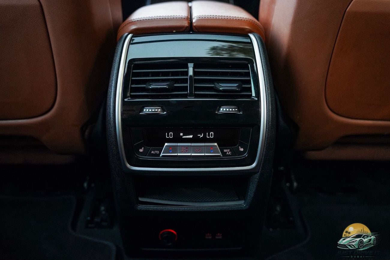 بي أم دبليو X7 XDRIVE40I PURE EXCELLENCE