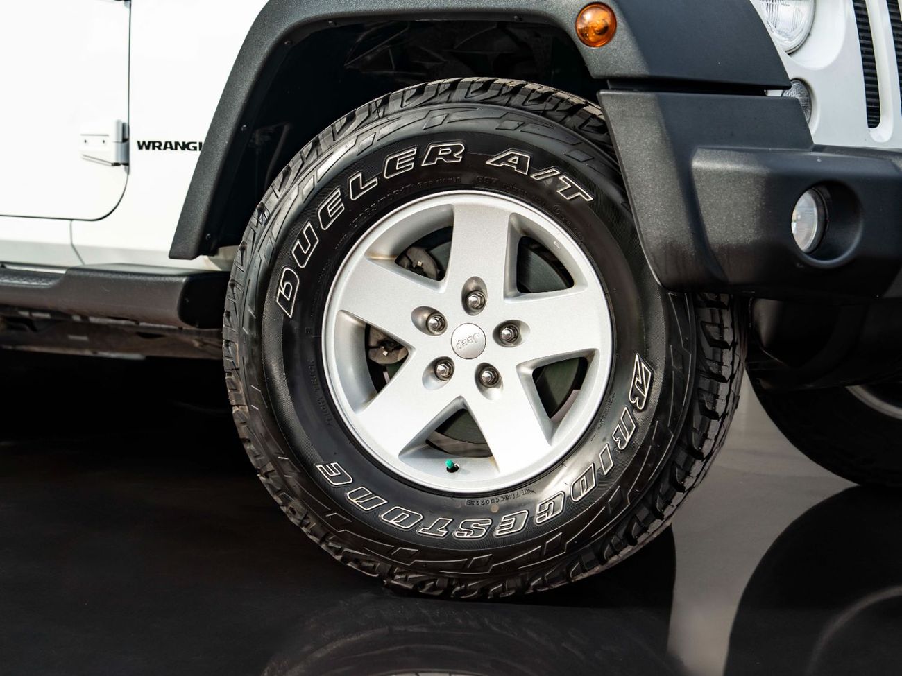 جيب رانجلر Sport 3.6L A/T (5 Seater)