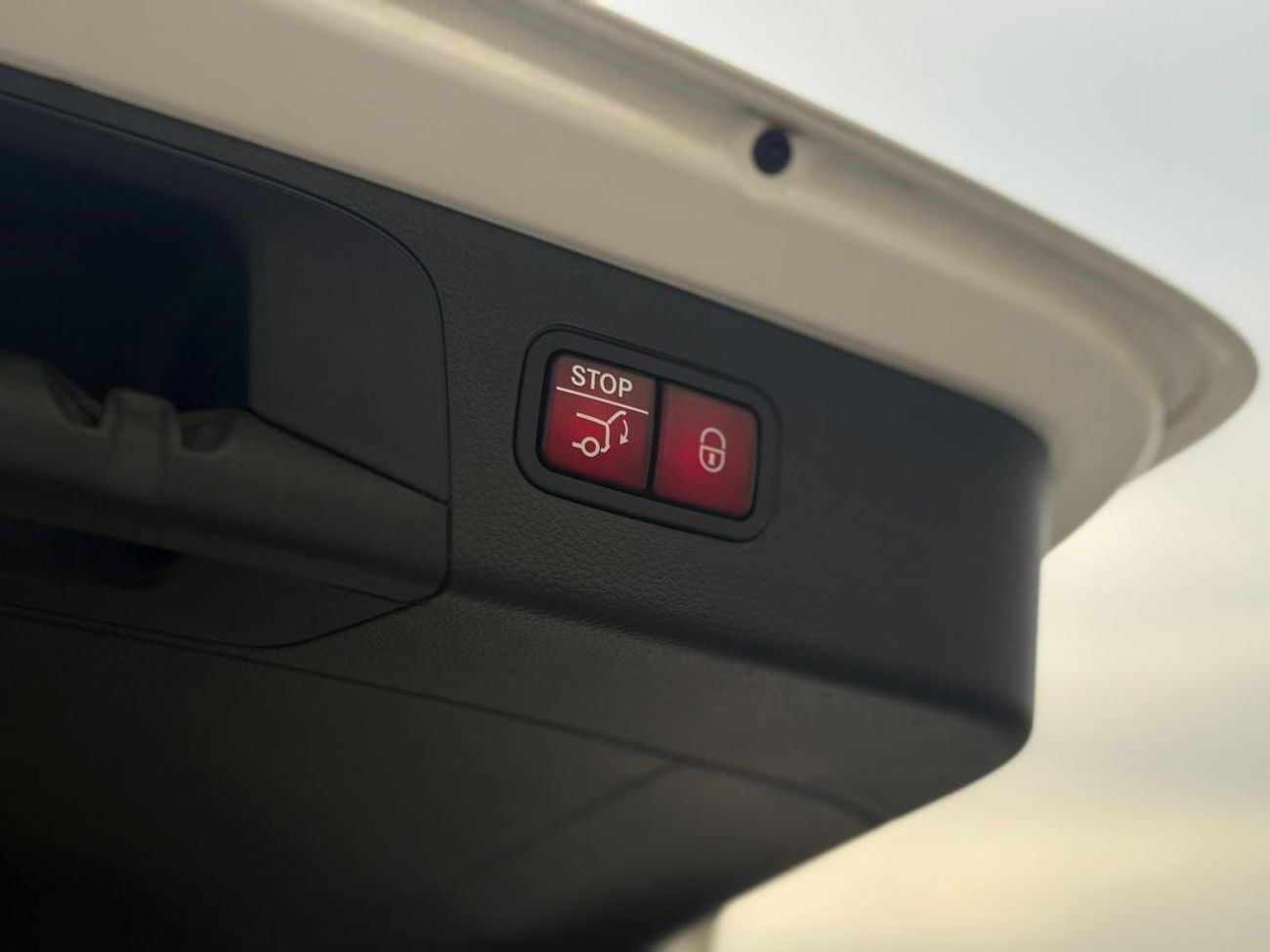 Mercedes-Benz GLC 300 Mercedes GLC 300 SUV 2022 10,000 KM Only