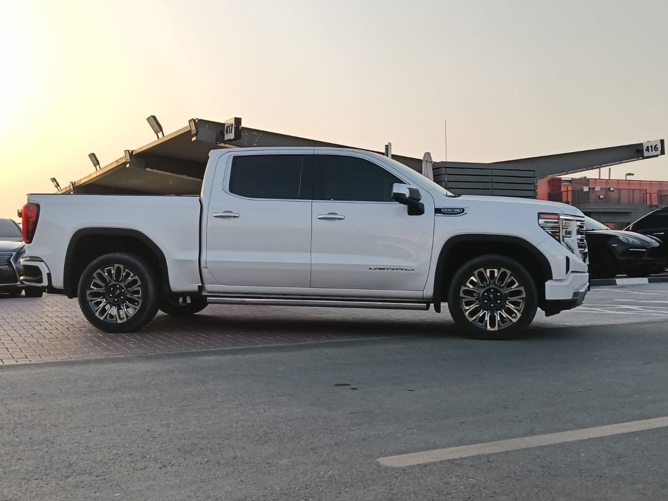 جي أم سي سييرا 1500 CREWCAB ELEVATION
