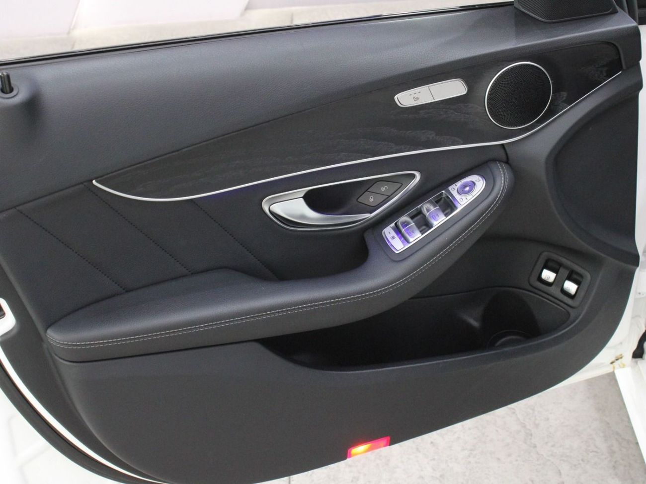 Mercedes-Benz C 300 2021 - Hybrid | with Warranty