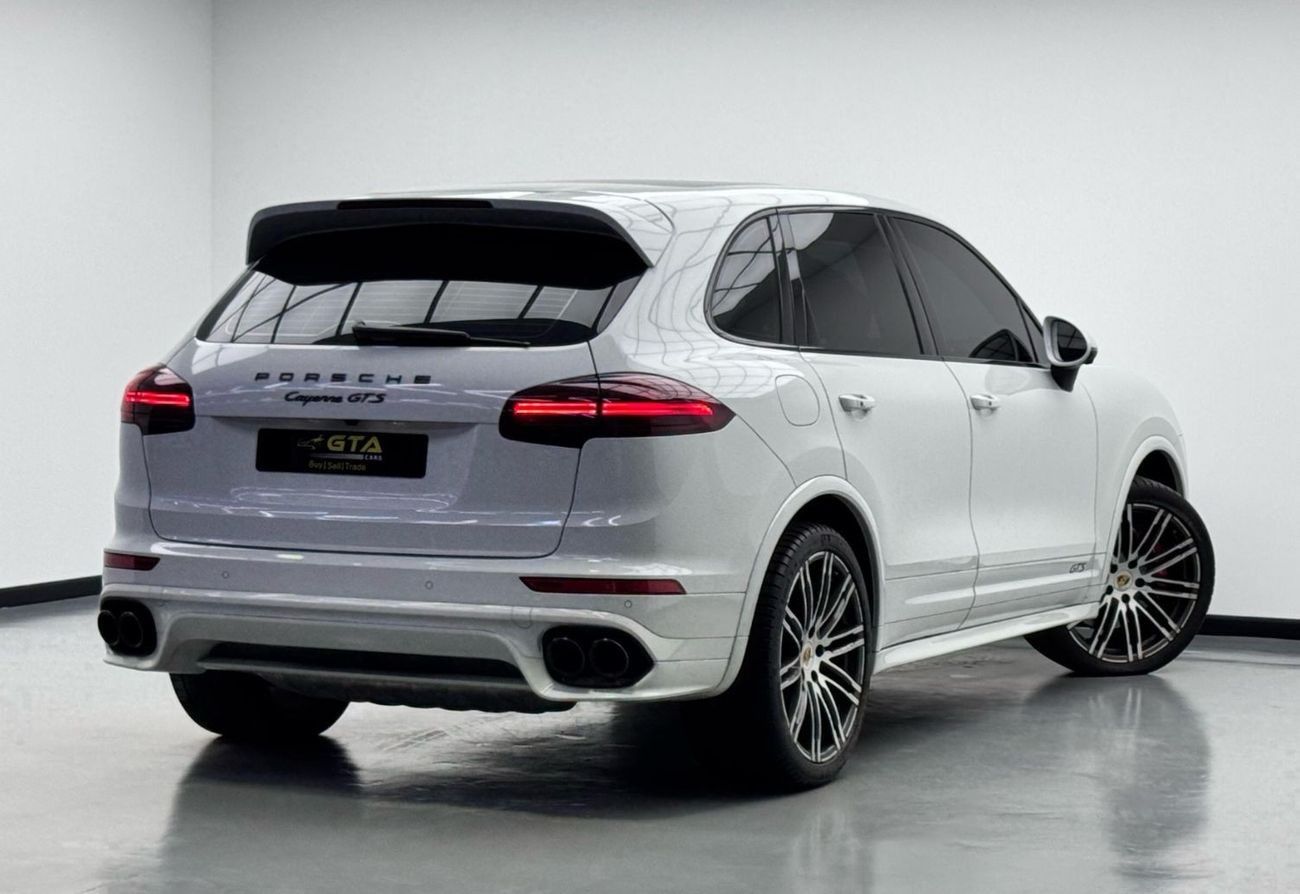 بورش كايان GTS 3.6L 2017 Porsche Cayenne GTS, Excellent Condition, Full Agency Service History, GCC