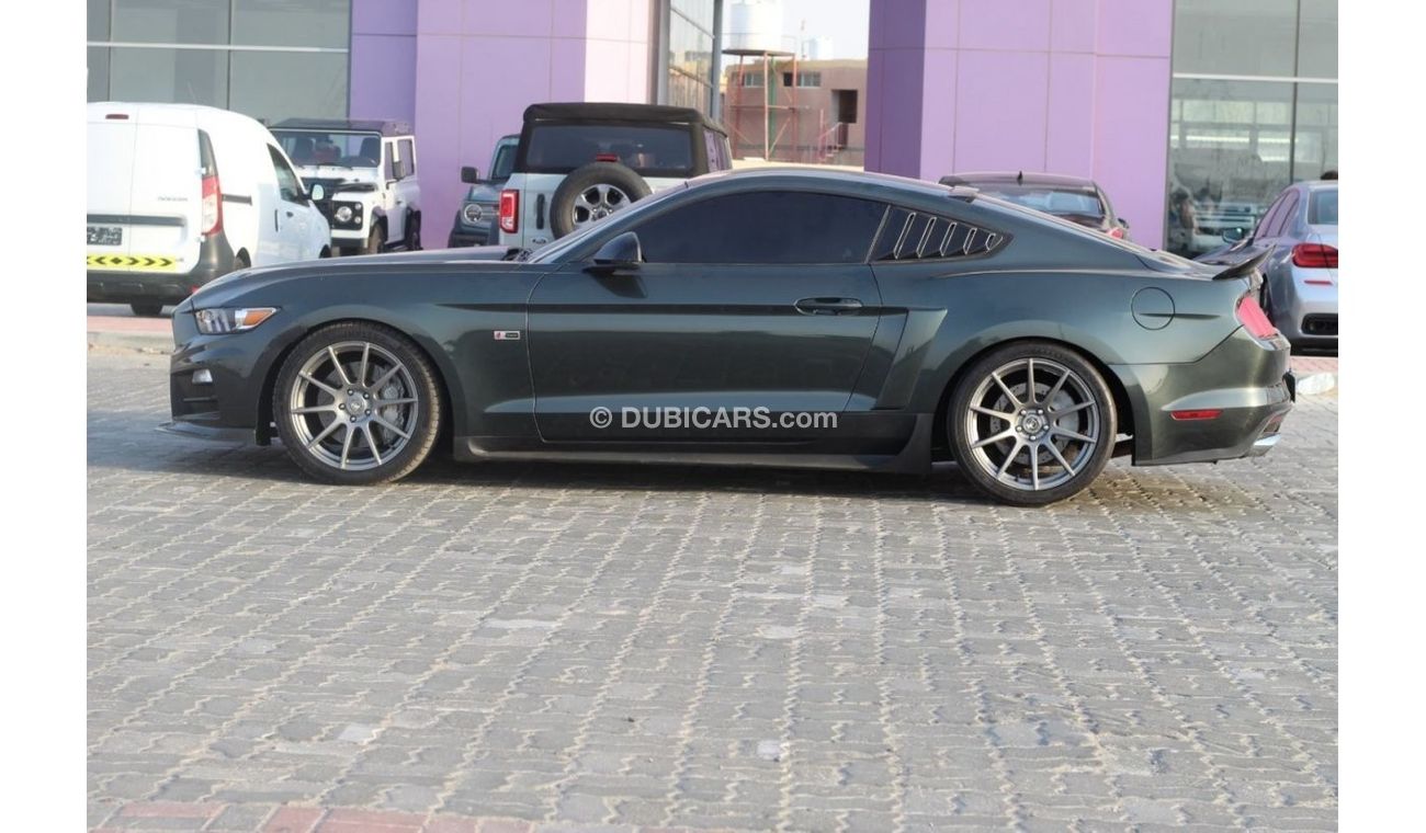 فورد موستانج فورد موستنج روش موديل : 2015 مطلوب:140.000 درهم ممشى:80.000 كم مواصفات خليجيه  +800 حصان ،تبريد تسخي