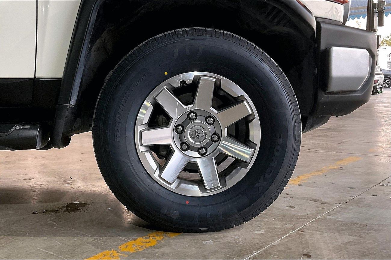 تويوتا إف جي كروزر GXR | شامل الضمان | 0 ﺪﻔﻋﺓ ﺃﻮﻟﻯ