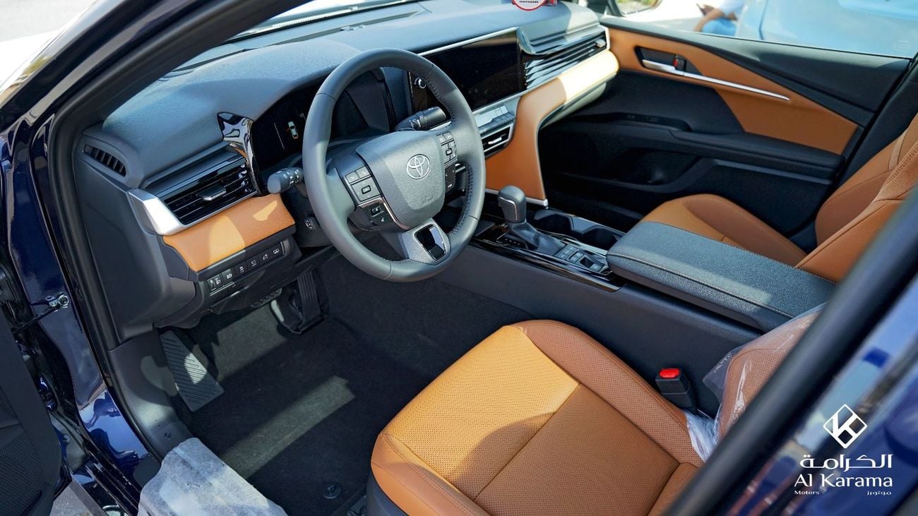 تويوتا كامري لوميير، محرك هجين سعة 2.5 لتر مع ذاكرة للمقاعد ونظام تهوية، رادار، كاميرا 360 درجة