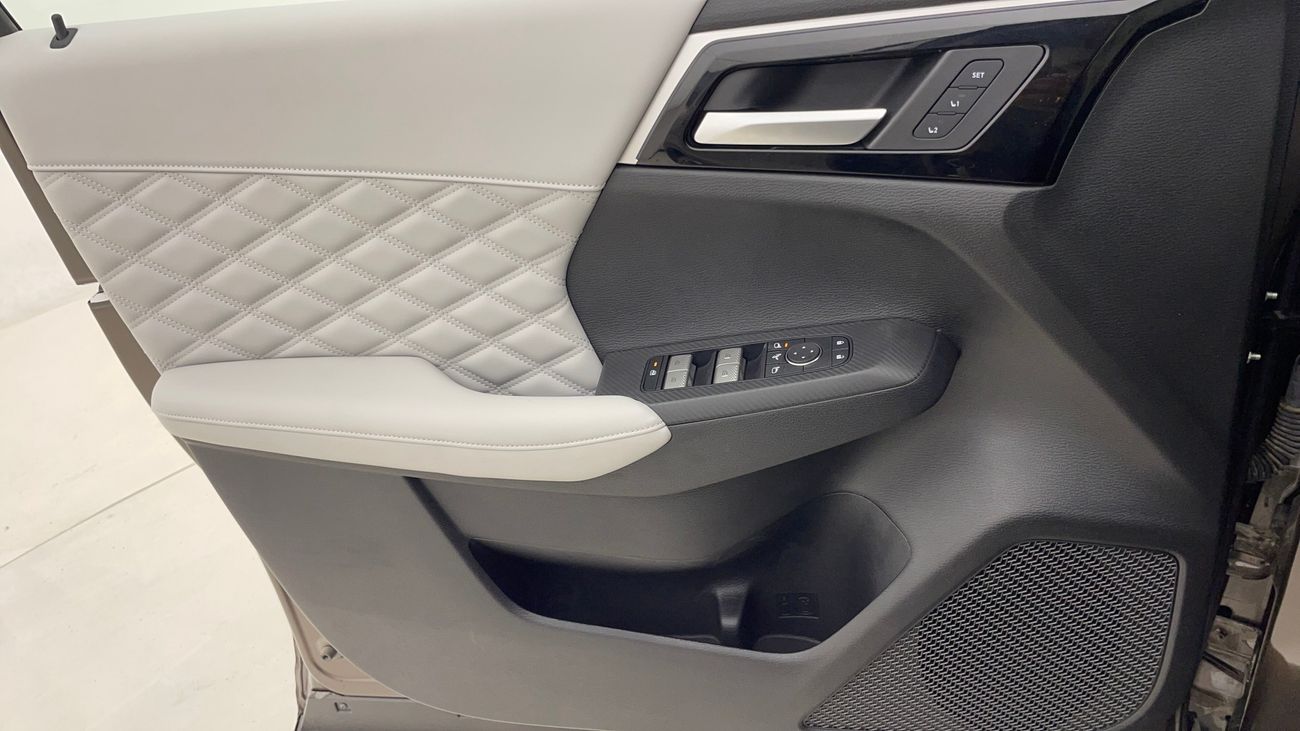 Mitsubishi Outlander PREMIUM 2.5 | Zero Down Payment | Home Test Drive