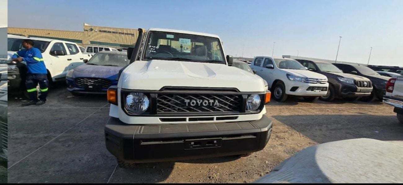 تويوتا لاند كروزر بيك آب Toyota Land Cruiser 79 Single Cab Diesel RHD