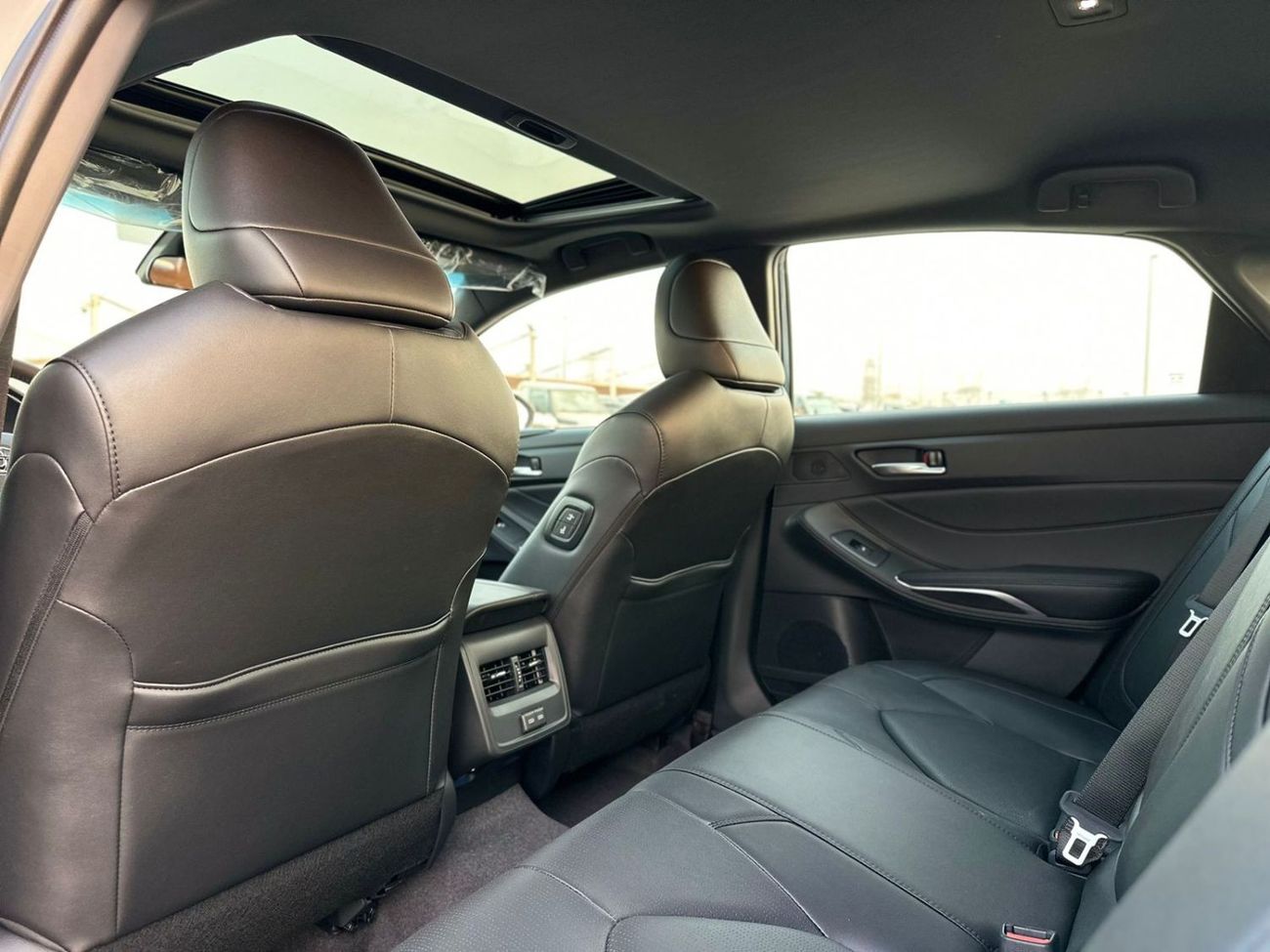 تويوتا افالون TOYOTA AVALON XLE 2.5L HYBRID 2024