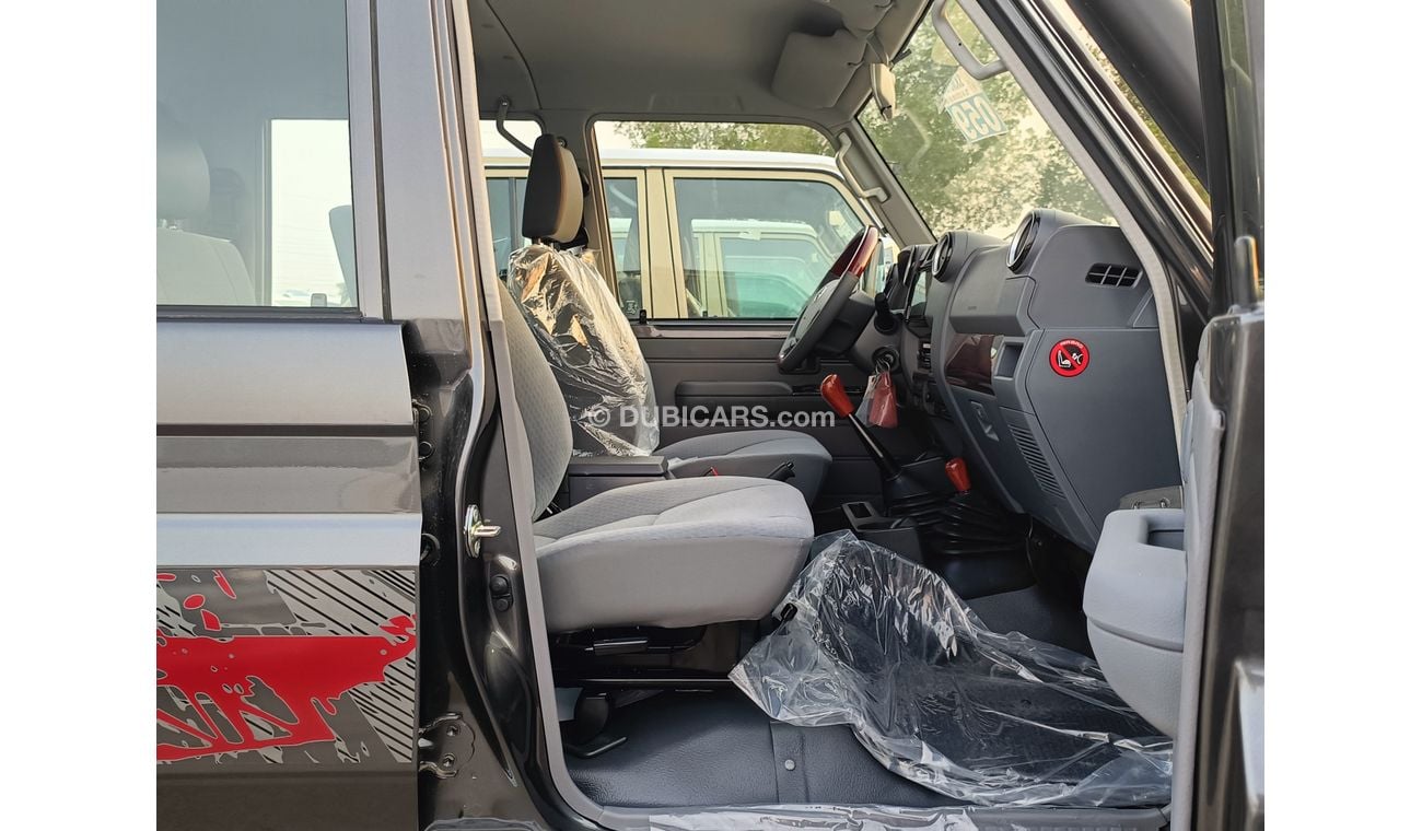 Toyota Land Cruiser Pick Up 4.5L V8 DIESEL, M/T / DOUBLE CABBIN / DIFF LOCK ( CODE # 7899)