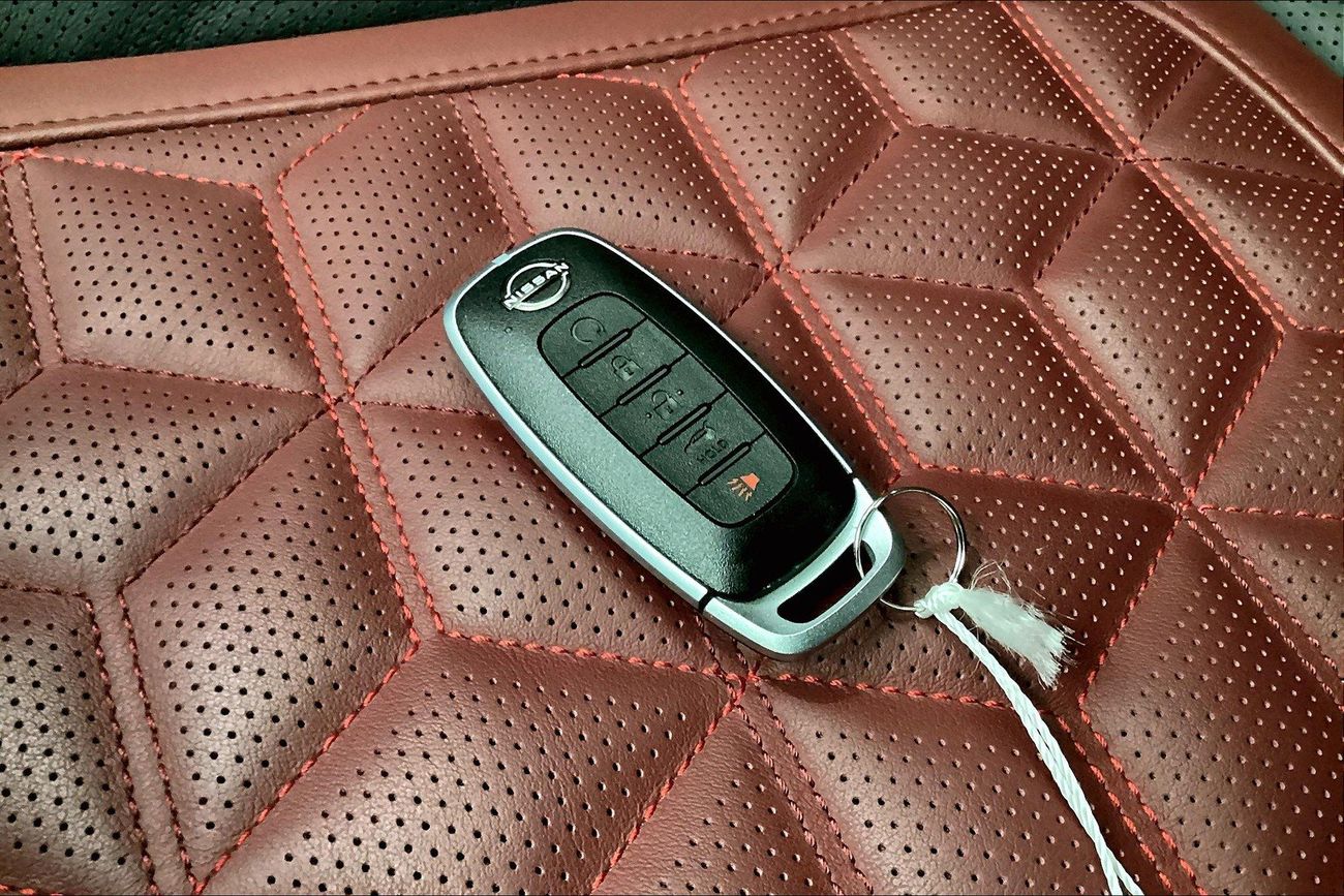 نيسان باترول LE Platinum City | شامل الضمان | 0 ﺪﻔﻋﺓ ﺃﻮﻟﻯ