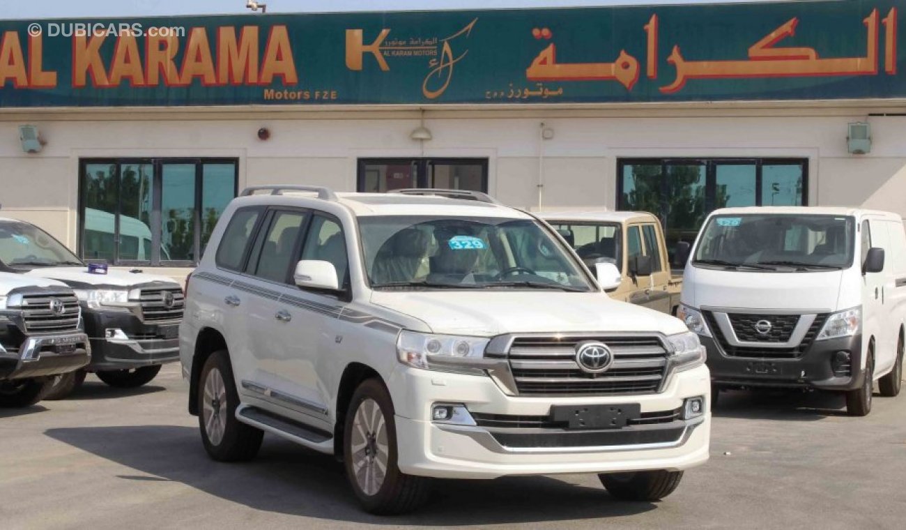 Toyota Land Cruiser VXS V8 5.7L Beige inside full option تويوتا لاندكروزر الداخلية باللون البيج فل اوبشن