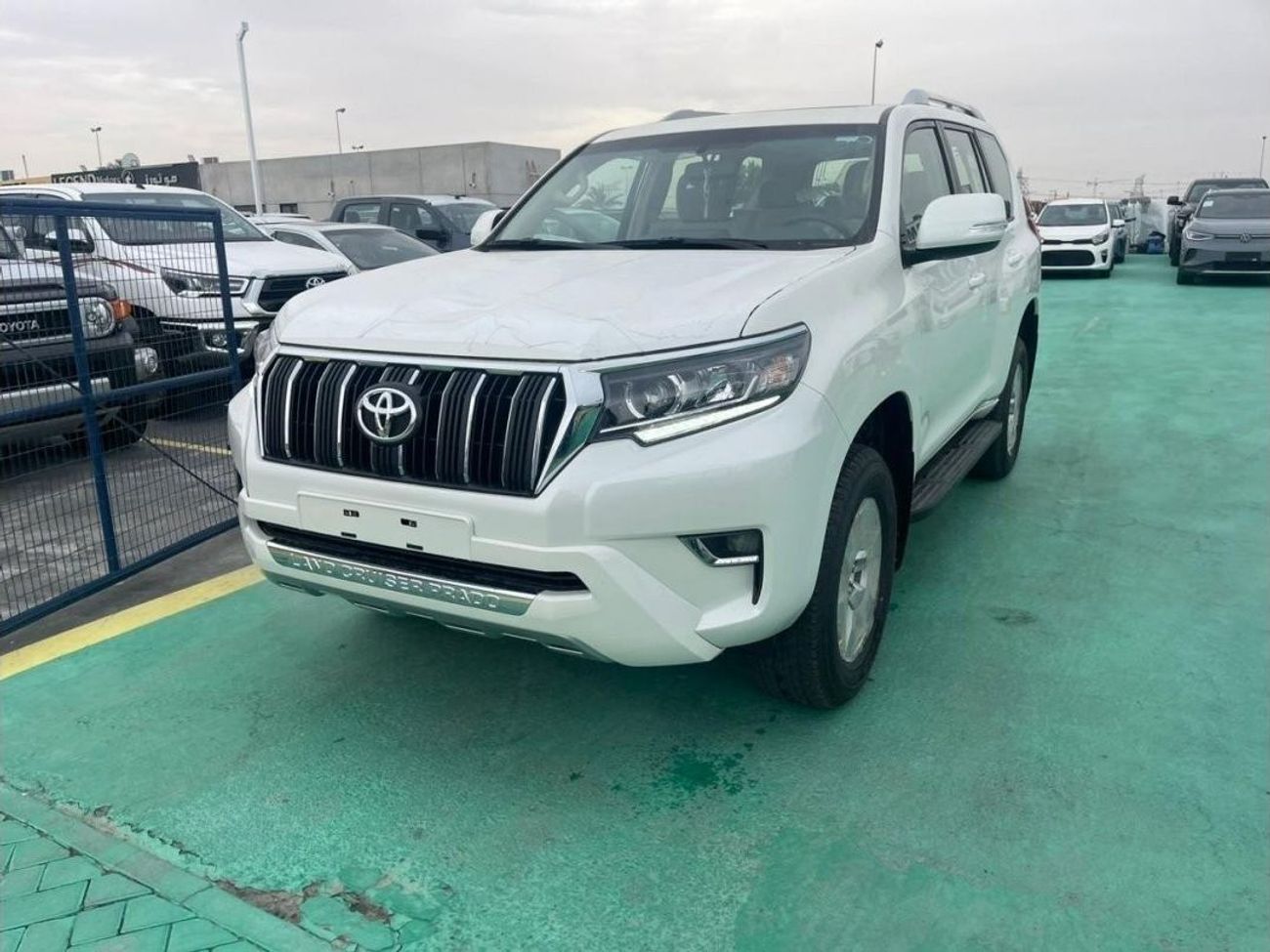 Toyota Prado 2023 new TOYOTA PRADO 2700CC TXL PETROL AUTOMATIC ZERO KM