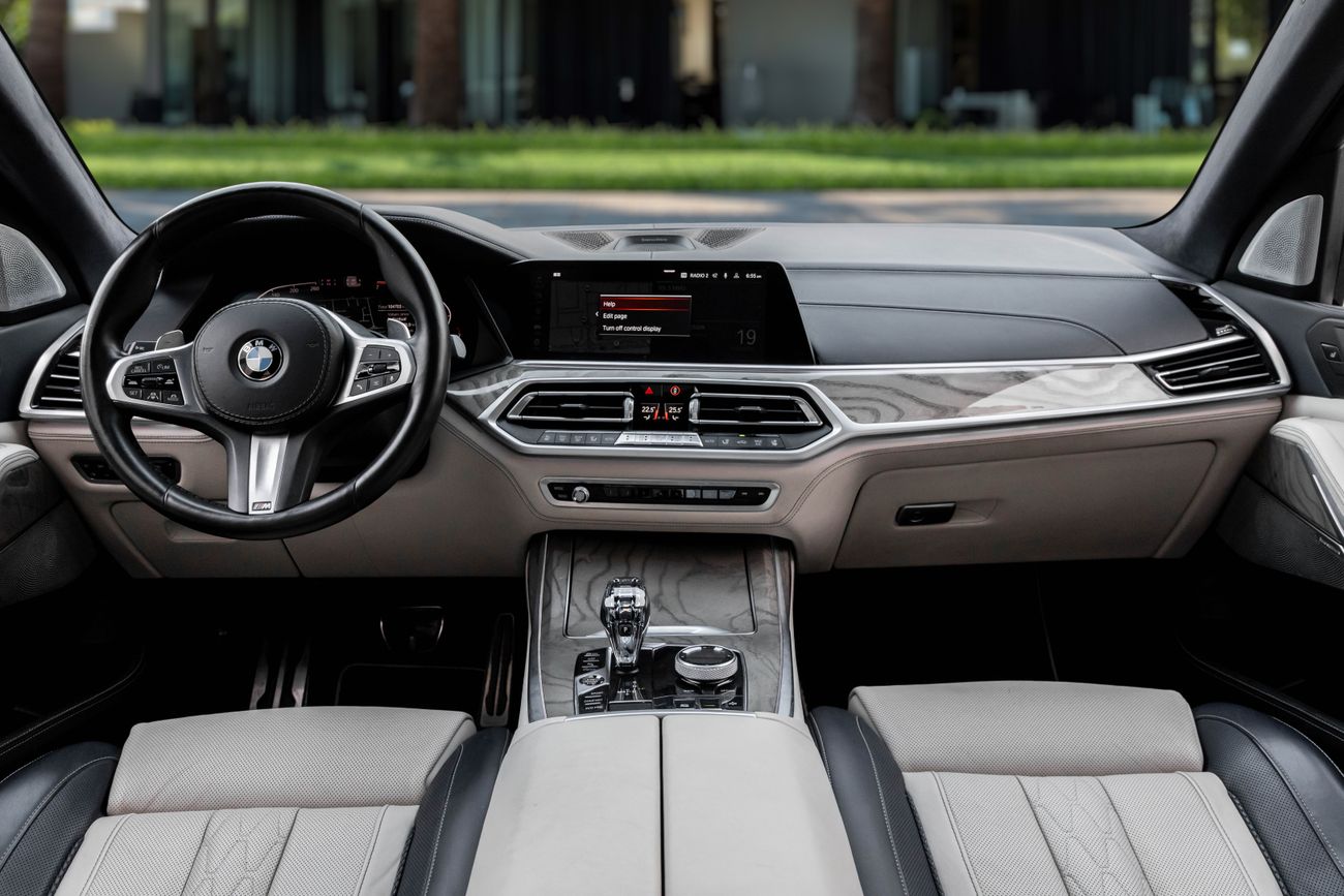 بي أم دبليو X7 X7 50i M-Sport | 3,486 P.M | 0% Downpayment | BMW MAINTAINED