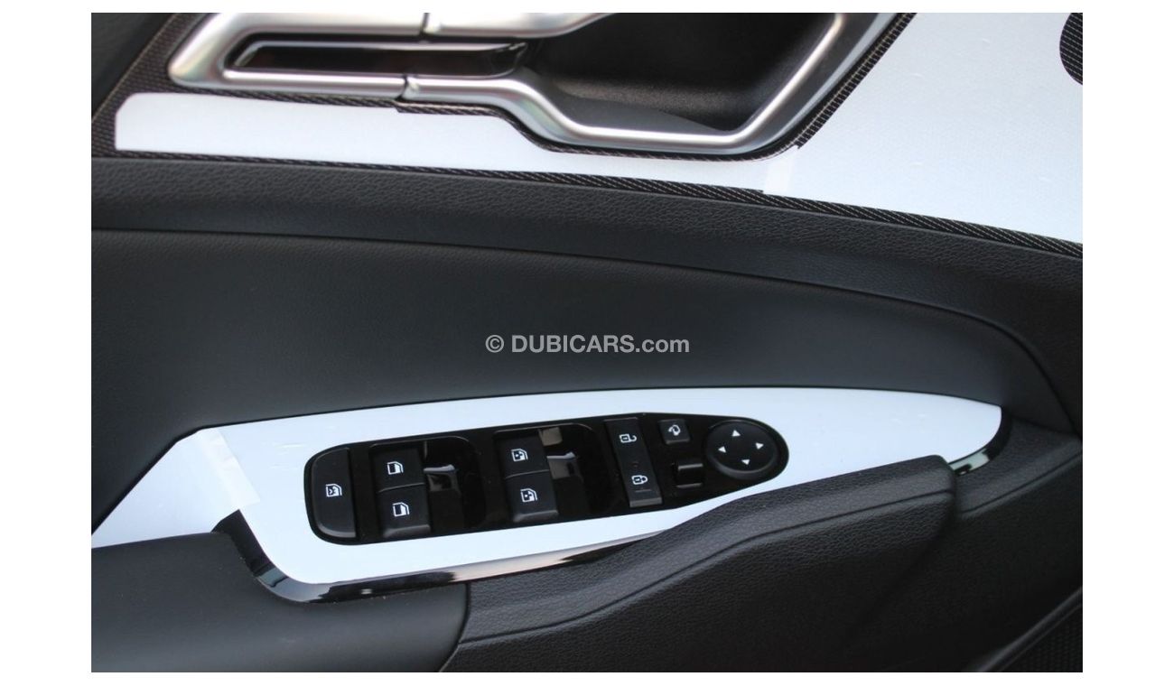 Kia Sportage ((High Line)) Turbo 1.6L petrol fwd 2022 Bronze color ,Electric tailgate