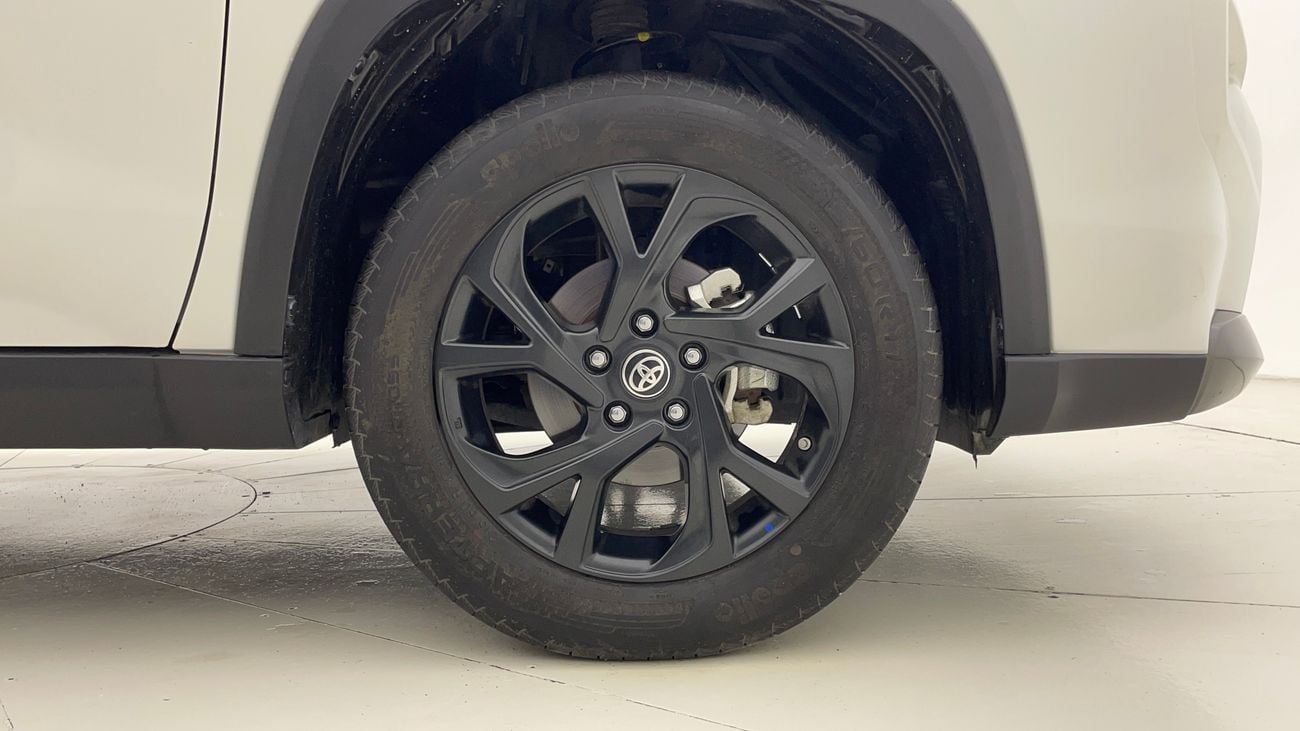 تويوتا أوربان كروزر GLX 1.5 | بدون دفعة مقدمة | اختبار القيادة في المنزل