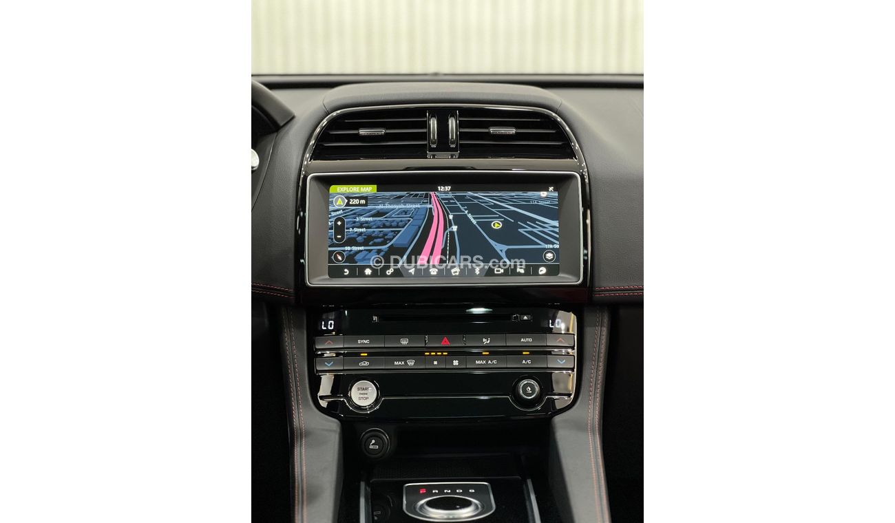 جاكوار F بيس 2018 Jaguar F-Pace R-Sport 25t, Warranty, Full Jaguar Service History, Low Kms, GCC