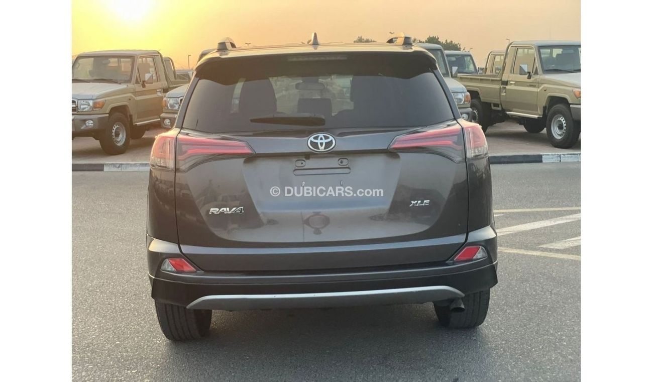 Toyota RAV4 2018 Toyota Rav4 XLE 2.5L V4 - EXPORT ONLY